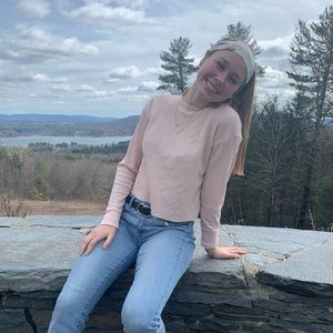 Meet your Posher, Noelle